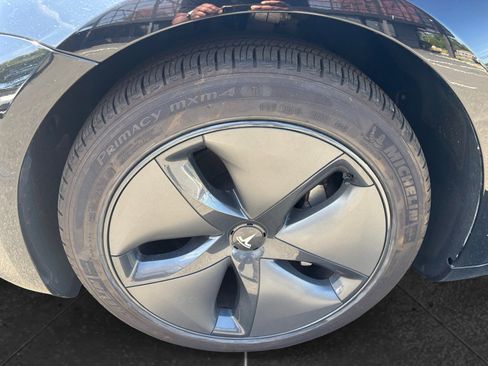 Used 2020 Tesla Model 3 Standard Range RWD image 13