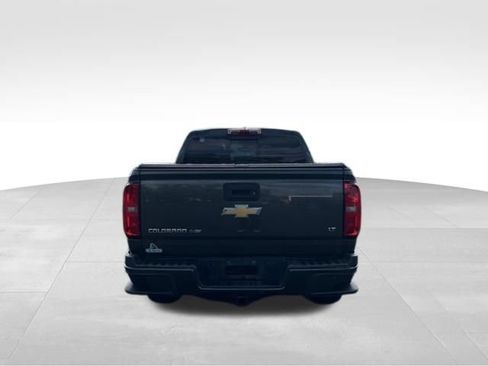 Used 2018 Chevrolet Colorado LT w/ LT Convenience Package AWD/4WD image 4