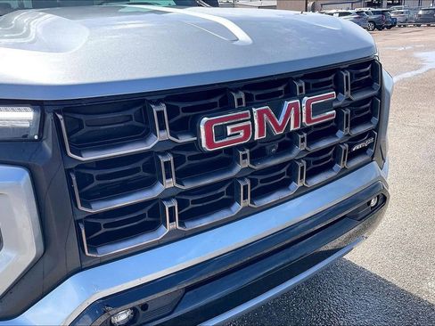 Used 2024 GMC Canyon AT4X AWD/4WD image 34