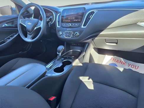 Used 2021 Chevrolet Malibu LT image 27
