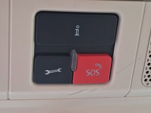 Used 2018 Volkswagen Passat 2.0T SE image 23