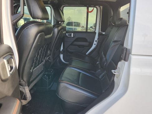Used 2021 Jeep Gladiator Mojave image 22