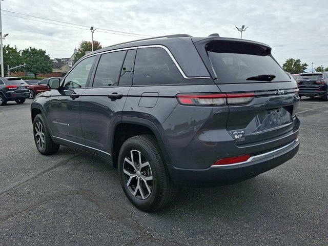 Certified 2024 Jeep Grand Cherokee Limited AWD/4WD image 4
