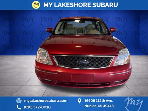 Used 2006 Ford Five Hundred SEL image 2
