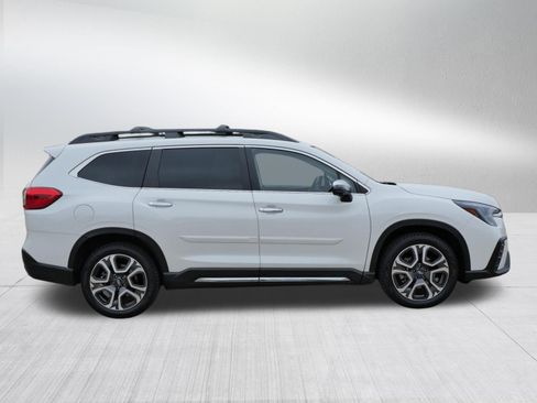 Used 2023 Subaru Ascent Touring AWD/4WD image 8