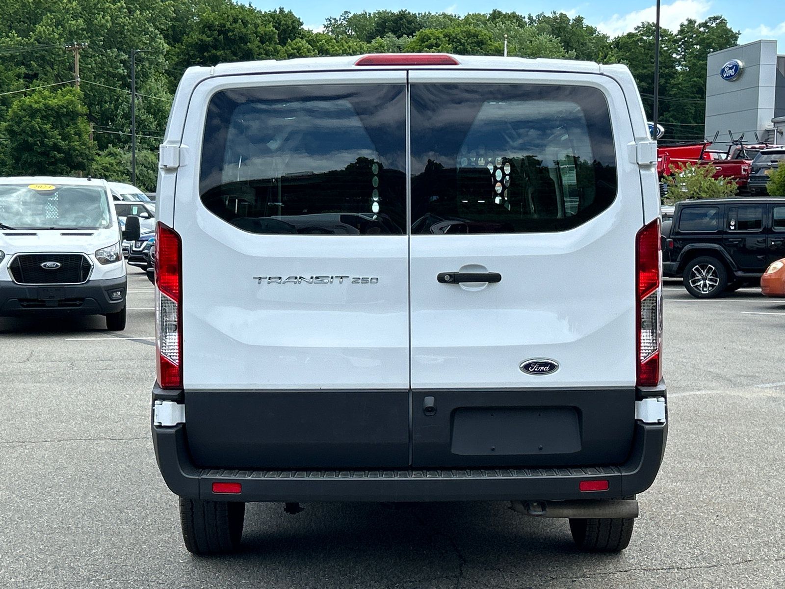 Used 2025 Ford Transit 250 Low Roof w/ Exterior Upgrade Package RWD image 3