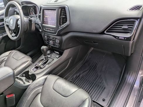 Certified 2023 Jeep Cherokee Altitude Lux w/ Mopar Interior Package AWD/4WD image 34