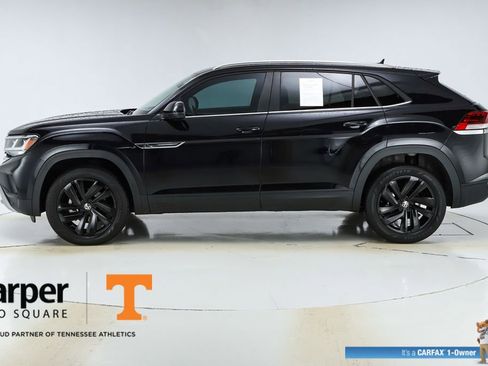 Used 2023 Volkswagen Atlas Cross Sport SE w/ Black Wheel Package FWD image 40