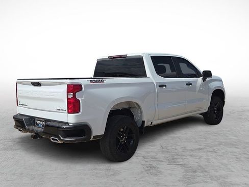 Used 2025 Chevrolet Silverado 1500 Custom Trail Boss AWD/4WD image 11