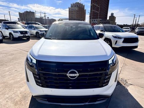 New 2026 Nissan Pathfinder Platinum w/ Cargo Package image 2