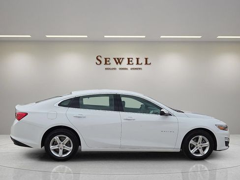 Used 2024 Chevrolet Malibu LT FWD image 5