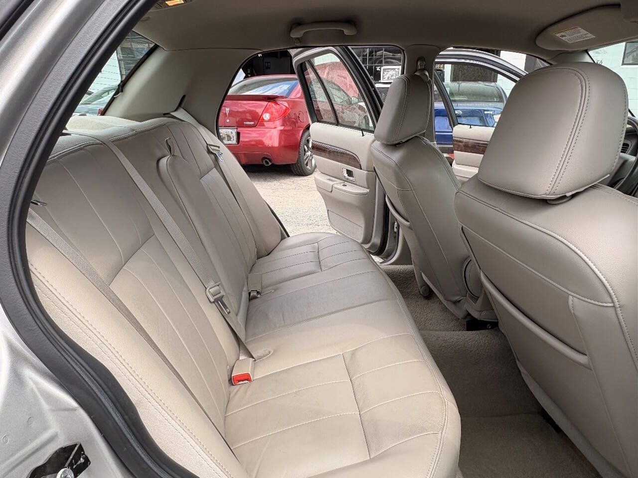 Used 2008 Mercury Grand Marquis LS RWD image 24