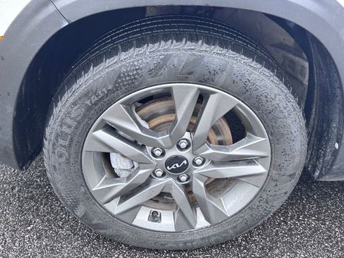 Used 2023 Kia Seltos LX image 38