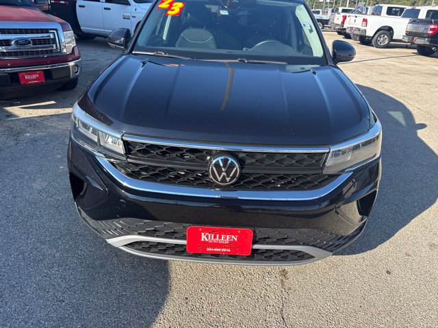 Used 2023 Volkswagen Taos SE FWD image 11