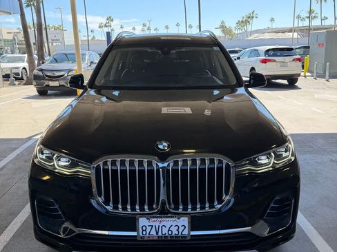 Used 2022 BMW X7 xDrive40i w/ Parking Assistance Package AWD/4WD image 2