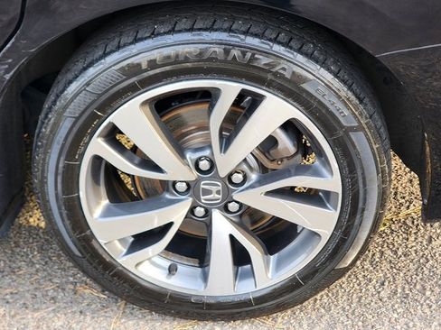 Used 2023 Honda Odyssey Touring image 18