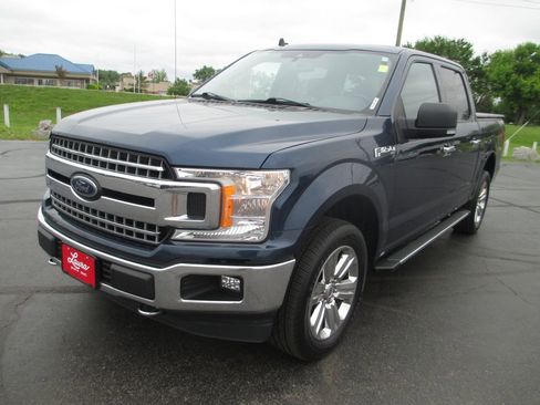 Used 2019 Ford F150 XLT w/ Equipment Group 302A Luxury AWD/4WD image 12