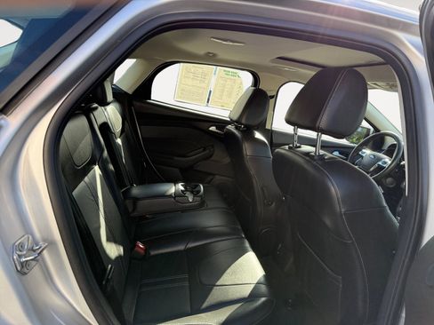 Used 2014 Ford Focus Titanium FWD image 18
