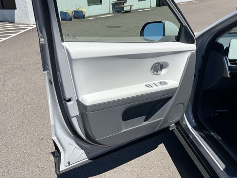 Certified 2024 Hyundai Ioniq 5 SEL RWD image 15
