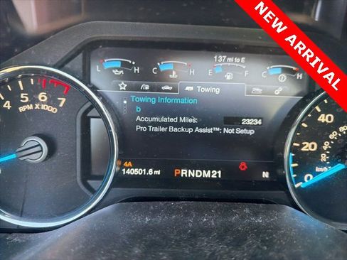 Used 2016 Ford F150 Platinum w/ Equipment Group 701A Luxury image 14