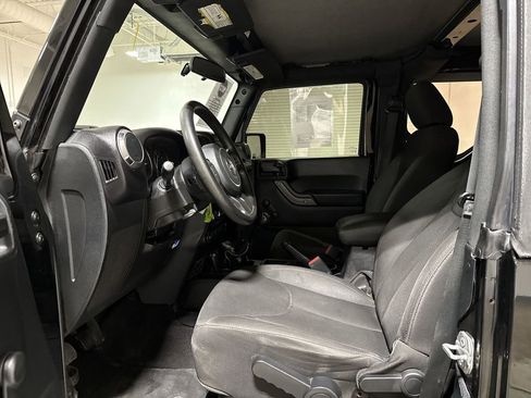 Used 2016 Jeep Wrangler Sport image 17