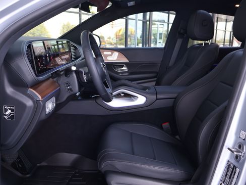 Certified 2025 Mercedes-Benz GLE 450 4MATIC Coupe w/ Winter Package image 10