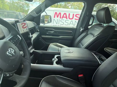 Used 2026 RAM 1500 Laramie AWD/4WD image 9