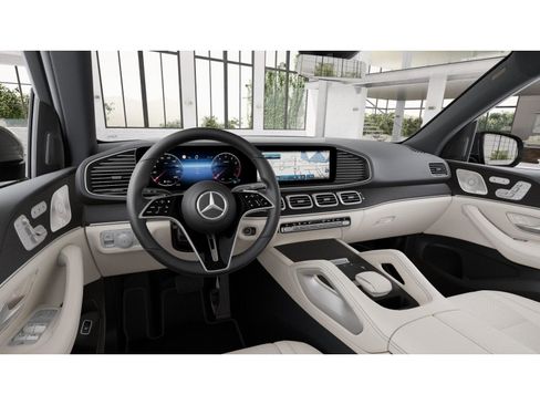 Used 2025 Mercedes-Benz GLE 350 4MATIC image 3