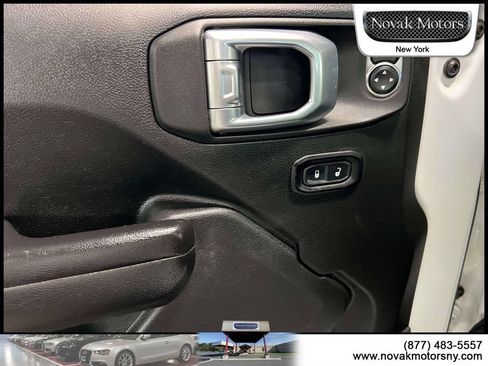 Used 2021 Jeep Wrangler Unlimited Sport AWD/4WD image 15