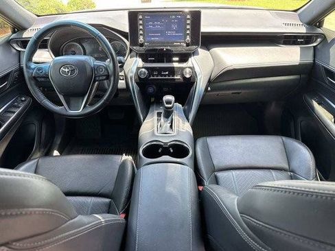 Used 2021 Toyota Venza AWD/4WD image 29