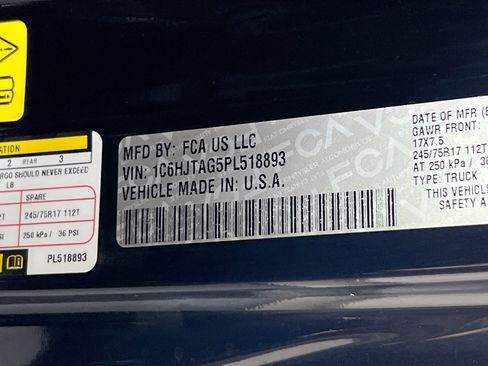 Used 2023 Jeep Gladiator Sport AWD/4WD image 31
