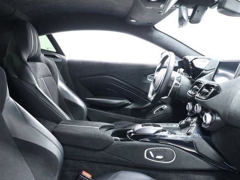 Used 2020 Aston Martin V8 Vantage Coupe RWD image 77