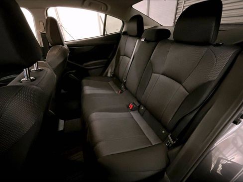 Used 2022 Subaru Impreza 2.0i Premium image 25