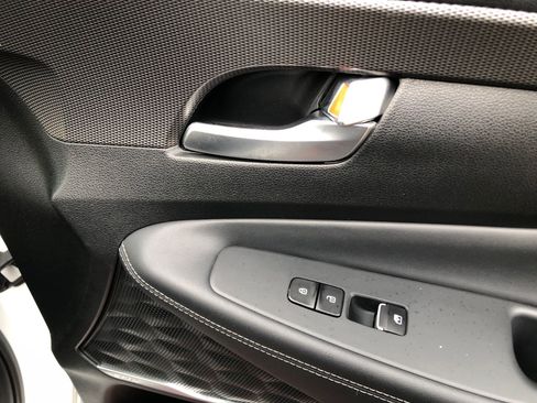 Used 2019 Hyundai Santa Fe AWD image 18