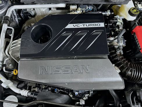 Used 2023 Nissan Rogue SV image 31