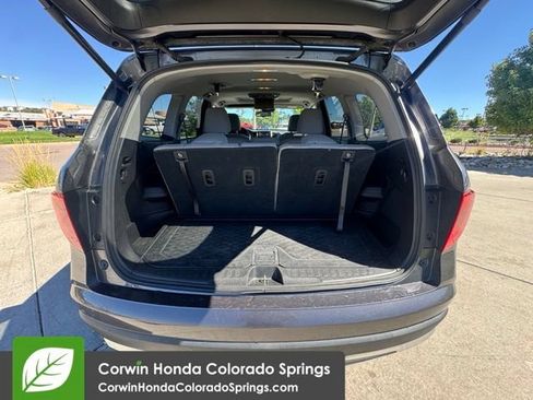 Used 2018 Honda Pilot Touring image 31