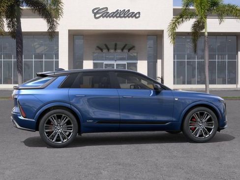 New 2026 Cadillac Lyriq V AWD/4WD image 5