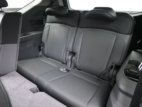 Used 2024 Kia EV9 Light RWD image 31