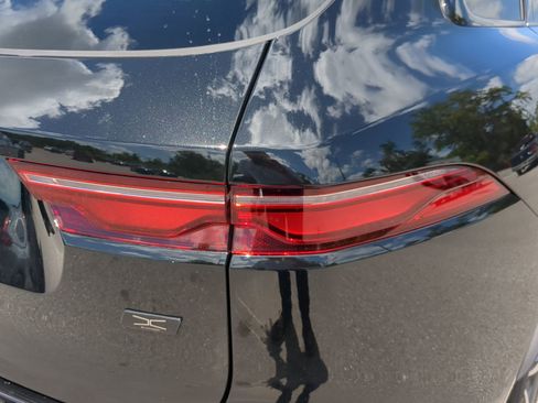 New 2026 Jaguar F-PACE R-Dynamic S image 9