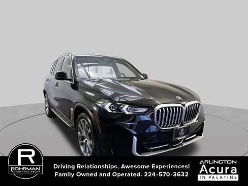 Used 2024 BMW X5 xDrive50e AWD/4WD image 3