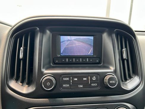 Used 2016 Chevrolet Colorado W/T w/ WT Convenience Package RWD image 14