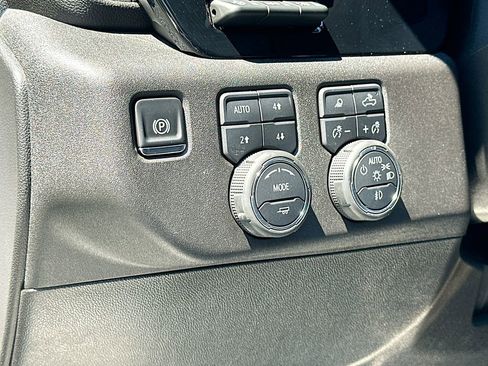 New 2025 Chevrolet Silverado 2500 LTZ w/ LTZ Premium Package image 12