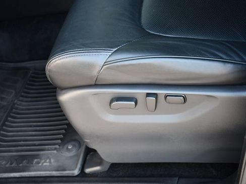Used 2022 Nissan Armada SL w/ Captain's Chairs Package AWD/4WD image 35