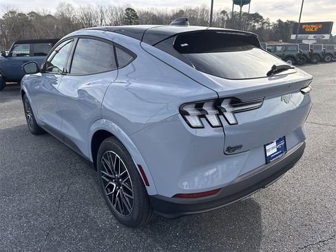 New 2025 Ford Mustang Mach-E Premium image 5