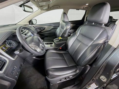 Used 2018 Nissan Murano SL w/ Cargo Package AWD/4WD image 2