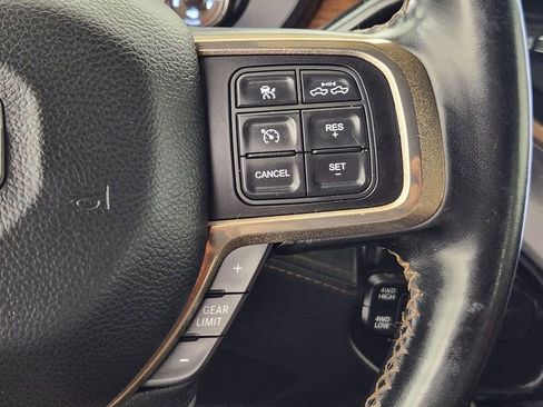 Used 2022 RAM 3500 Limited AWD/4WD image 31