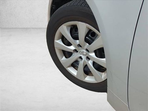 Used 2024 Toyota Corolla LE FWD image 10