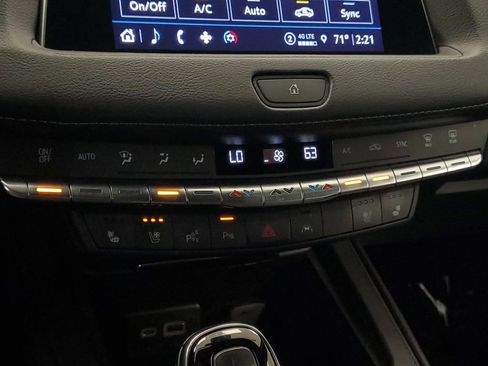Used 2023 Cadillac XT4 Premium Luxury w/ Enhanced Visibility Package AWD/4WD image 23