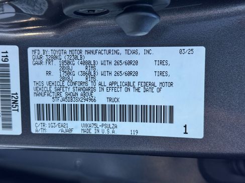 Used 2025 Toyota Tundra Limited image 47