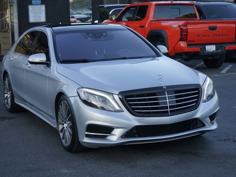 Used 2017 Mercedes-Benz S 550 Sedan image 5